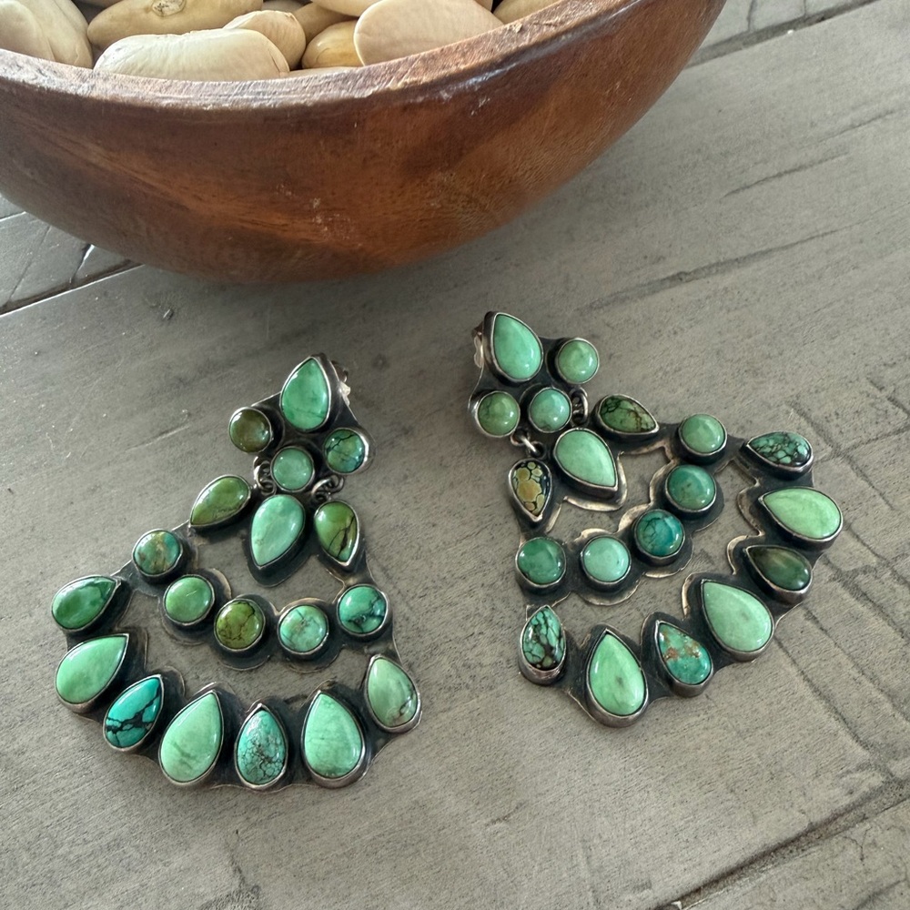 Do not Purchase 🎉SOLD🎉 Beautiful Green Turquoise Earrings
This item has sold
